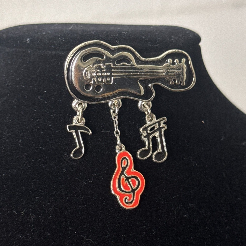 Vintage Silver-Tone Musical Guitar Pin Brooch Enamel‎ Dangle Notes Statement